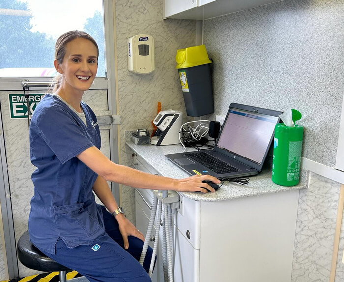 Caring-Dental-Dentaid-Mobile-Unit-3B
