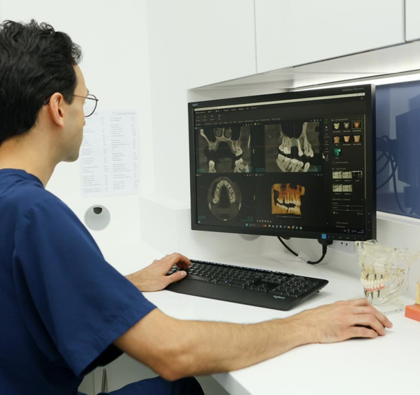 Computer-assisted implant surgery